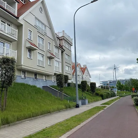 Apartment In Near The Beach, Cleaning Included Nieuwpoort