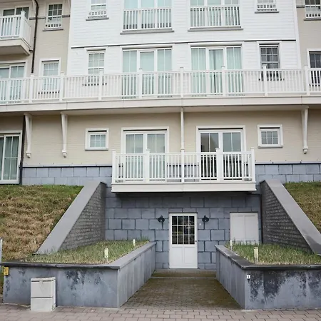 In Near The Beach, Cleaning Included Apartament Nieuwpoort