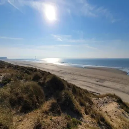 In Near The Beach, Cleaning Included Apartment Nieuwpoort